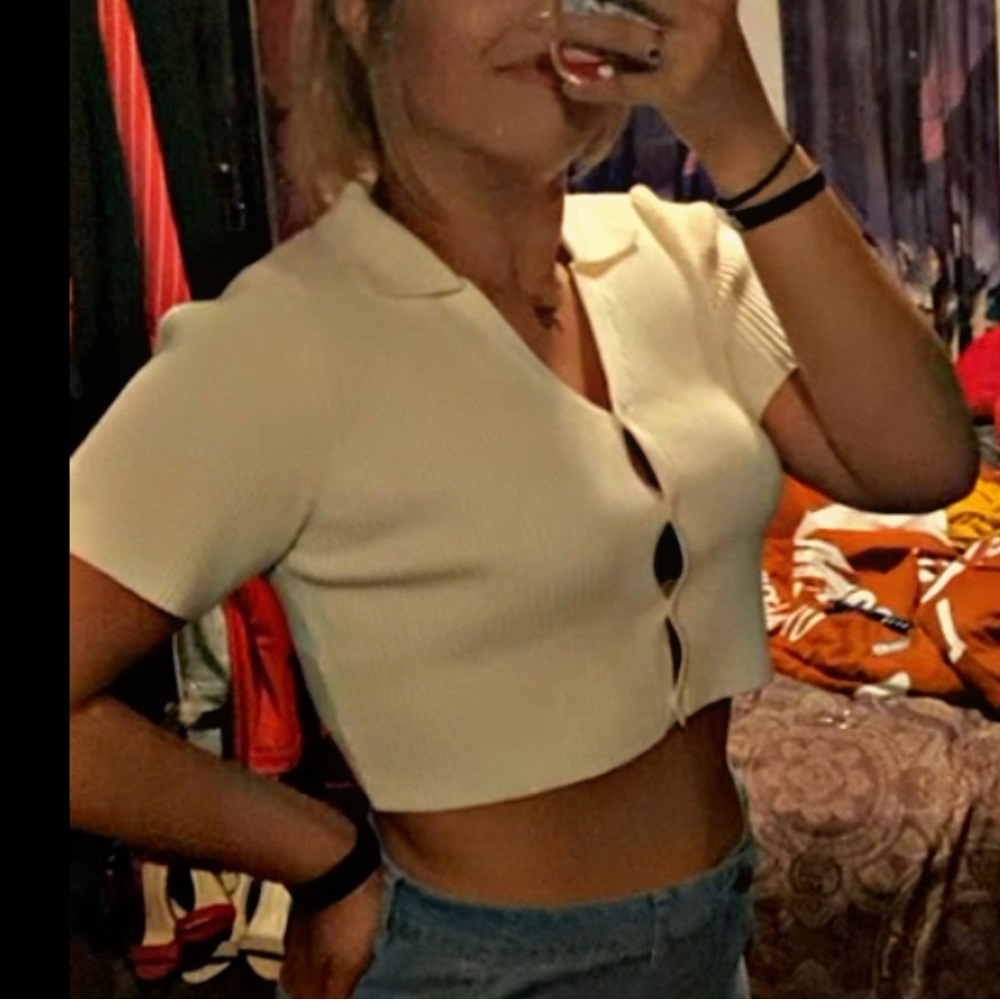 Crop top